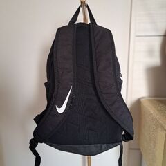 NIKE 多機能リュックバックパックの画像