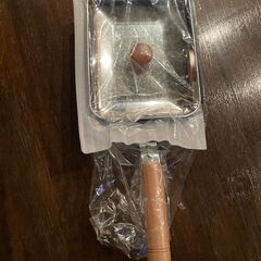 【未使用】鉄製餃子鍋　ナイロンターナー（フライ返し）付の画像