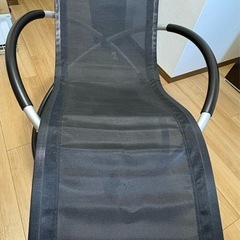 黒 リングロッキングチェア・クッションセット メッシュ 折り畳み 浮遊椅子の画像