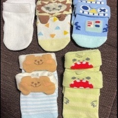 babyロンパース･靴下の画像