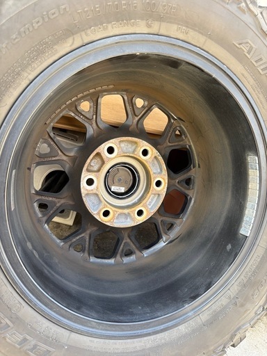BFGoodrich ko2 16インチ 　ハイエース