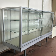 店舗什器 UACJ 片面前引きガラスショーケース 美品 無料 お引取り限定の画像
