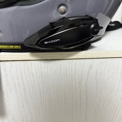 SHOEIグラムスターLサイズとBcom6XRの画像