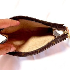 LOUIS VUITTON モノグラム　ポーチ　　小物入れの画像