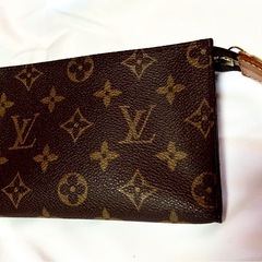 LOUIS VUITTON モノグラム　ポーチ　　小物入れの画像