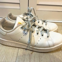 【条件付き無料】スタンスミス　23.0cmの画像