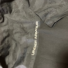アンダーアーマー半袖ジャケットXLの画像