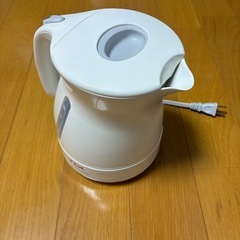 T-fal 電気ケトル 1.2L ホワイト｜コストコ購入の画像
