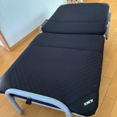 簡易　折りたたみベッド　シングルの画像