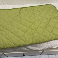 ダブルベッド マットレスの画像