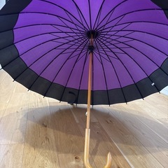 和柄の傘☂️の画像