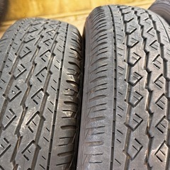 中古タイヤ4本セットの画像
