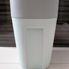Combi　おむつ用ゴミ箱の画像
