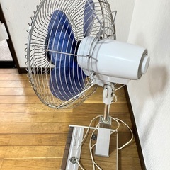 東芝　昭和レトロ　扇風機「CRYSTAL ZEPHYR SF-35A」の画像