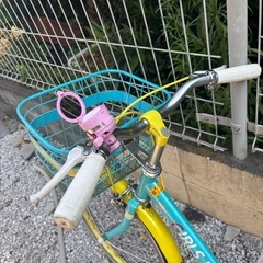 女の子用自転車、20インチの画像