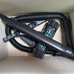 TOSHIBA サイクロン掃除機  VC-JS5000 2017年製の画像