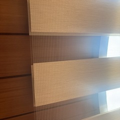 ロールブラインド/カーテン(白)の画像