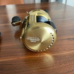 シマノ カルカッタコンクエストMD 400 XGの画像