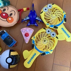 本 おもちゃの画像