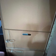 3枚扉食器戸棚の画像