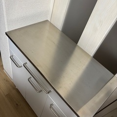 キッチンカウンター　ダストボックスの画像