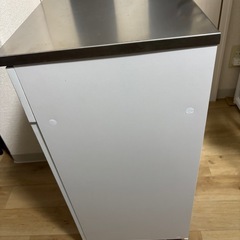 キッチンカウンター　ダストボックスの画像