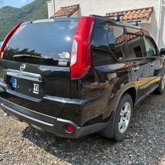 エクストレイル後期型の画像