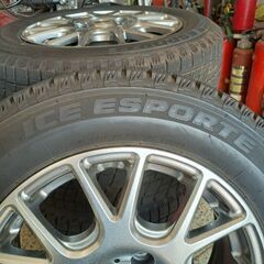 185/65R15 2022年 ほぼ新品ｽﾀｯﾄﾞﾚｽﾀｲﾔ＆Verthandiｱﾙﾐﾎｲｰﾙ4本の画像