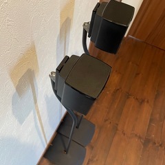 Bose surround speakers リアスピーカー スタンド付きの画像