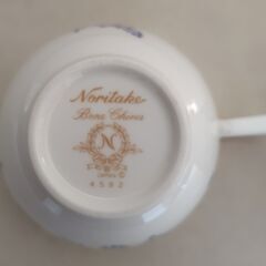 ノリタケ ボーンチャイナ ティーカップ ２客セットの画像