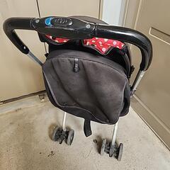 ベビーカーの画像