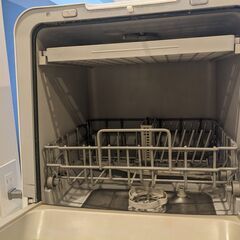 シロカ 2WAY食器洗い乾燥機 オートオープンタイプ｜1〜3人用 工事不要 オートオープン機能 給水トレイ付属 タンク式（手動給水）/分岐水栓式 小物かご付属 チャイルドロック 予約運転｜食洗機 食器洗い機 食器乾燥機 節水 おしゃれ｜SS-MA251 シルバーの画像