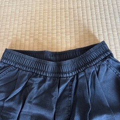 シンプルな綿パンの画像
