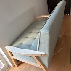 【ニトリ】天然木フレームのコンパクトソファ （2人掛け）の画像