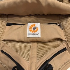 ergobaby 抱っこ紐 ベージュの画像
