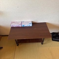 🔴ソファテーブル・ナイトテーブルの画像