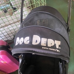 DOG DEPT  ペットカートの画像