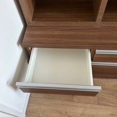 収納付き本棚の画像