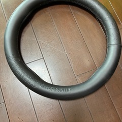 軽自動車　ハンドルカバー　黒　peaunutes柄の画像