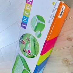 INTEXのプールの画像
