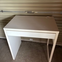 IKEA机・イスセットの画像