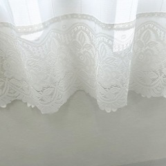 スカラップ　レースカーテンの画像