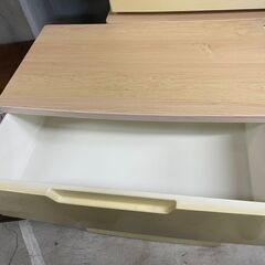 5段収納　No.4009　ワイドチェスト　ホワイト/ウッド　※日焼けあり　【リサイクルショップどりーむ天保山】の画像