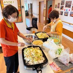 【期間限定 入社祝金有】未経験でも安心♪ゆっくりとした雰囲気の中で業務を覚えられるグループホーム介護職員の募集です☆の画像