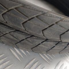 【無料】不要になった自転車のタイヤとチューブ(16×1.50)差し上げます。の画像