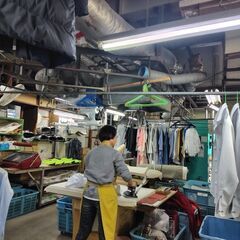 【週3日／未経験歓迎】クリーニング店内工場での軽作業スタッフ募集（鹿児島市）の画像