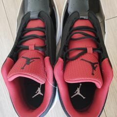 ☆新品☆レア☆[ナイキ] ジョーダン マックス オーラ 6 JORDAN MAX AURA 6 ブラック/ホワイト/ジムレッド FQ8298-006

の画像