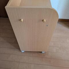収納家具の画像