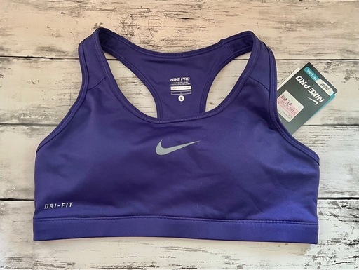 ☑️新品タグ付✨NIKEスポーツブラ (R1) 横川のスポーツウェア
