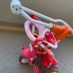 アンパンマン三輪車の画像